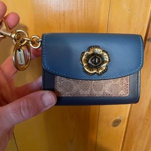 Wallet ID keychain